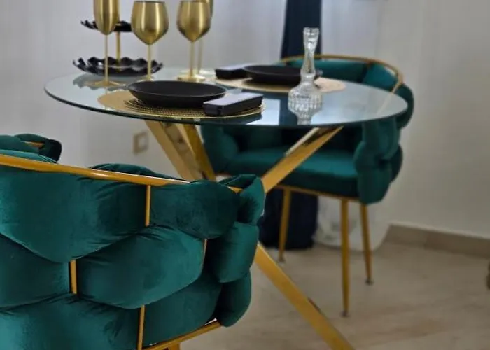 情趣酒店 The Moon